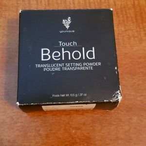 Younique setting powder